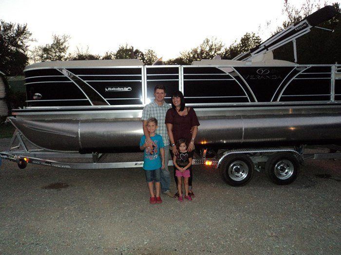 168.JEFF AND SARAH PATTON WITH NEW V22RFL TT.20160625081848